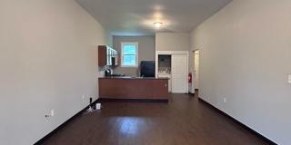 Spacious 4 Bedroom 1 Bathroom Single Family Home (Perry South) Gallery 10
