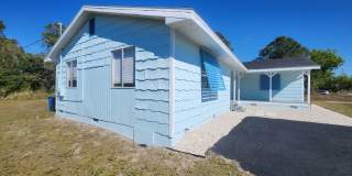 Charming 3BR/2BA House in Lehigh MOVE IN SPECIAL 50% OFF FIRST MONTH RENT! Gallery 5