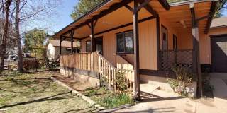 Three Bed/1 Bath with garage Gallery 1