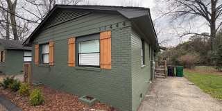 Cozy 2 Bedroom Duplex In NoDa Area Gallery 1