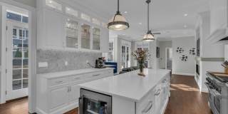 502 Brighton Avenue Gallery 15