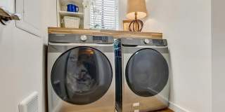 25 Miami Avenue Gallery 18