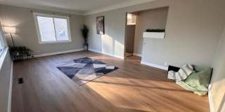 3 bed, 1 bath home for rent in quiet Waterloo neighborhood Gallery 1