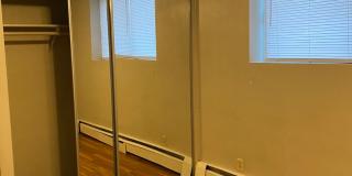 815-13TH Gallery 438