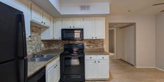 12221 W Bell Road unit: 175 Gallery 29