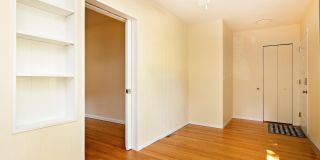 426 4TH Avenue Gallery 6