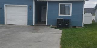 3 Bed 2 Bath one story duplex w/ single car garage in Moses Lake Gallery 1