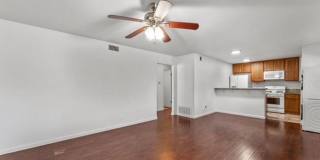 Rent Today! Available Charming 2 Bed 1 Bath in North Highlands Area! Gallery 1