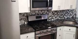 Newly Renovated 3-Bed/2.5-Bath Townhouse in Manayunk! Three Parking Spots Included! Gallery 8