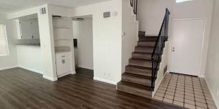 Beautiful Two story townhouse. 3 bedrooms 2.5 baths Gallery 6