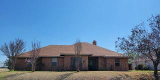 Coming Soon!!  3/2/2 - Fireplace - Private Yard with great back views Gallery 1