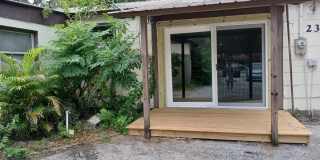 232 S Summit Street Gallery 1