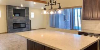 Gorgeous fully remodeled in Central Tucson - Available August 2026 Gallery 10