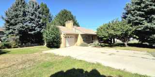 Sprawling 3 or 4-Bedroom House for Rent in a Great Wenatchee Neighborhood! W/D Included! Gallery 9