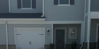 3BR/2.5BA Townhouse in Monroe Gallery 1