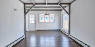 109 E River Road Gallery 12