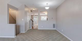 5140 DONOVAN Drive Gallery 7