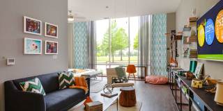 AMLI at Mueller Gallery 11