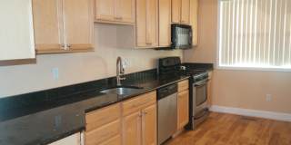 Charming 2 Bedroom/2.5 Bathroom Townhome in Linwood/Patterson Park, MD! Gallery 5