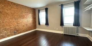 Stunning 4-Bedroom Townhome in the Heart of Fishtown! Available NOW! Gallery 31