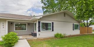 Charming 3-Bedroom Retreat with 2 Full Baths in the Heart of Fredericksburg! Gallery 1