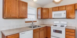 Lakeside Townhomes Gallery 15