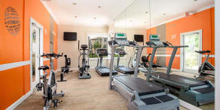 The Barrington Club Gallery 6