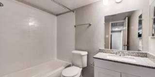 London Square Apartments Gallery 20