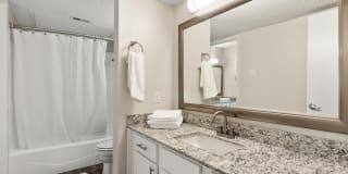 The Residence on Lamar Gallery 33