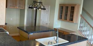 Luxury Living in The Knolls Gallery 9