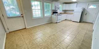Walk to Campus & downtown from Whitaker St.- Updated 3br house w/ parking near UNC Gallery 1