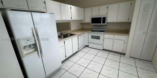 8848 NW 76th Ct Gallery 1