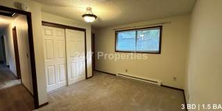 Cute 3 BD | 1.5 BA Home in Lake Oswego - Lake Access! Cute 3 BD | 1.5 BA Home in Lake Oswego - Lake Access! Gallery 14