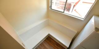 2699 Derby St. Gallery 13