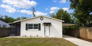 Adorable 2 bedroom 1 bath home with flex space in Lake Mary! Gallery 1