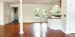Coastal Charm in the Heart of Port Royal Gallery 21