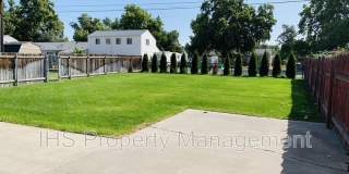 302 Bernard Ave Gallery 1