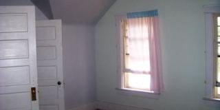 Charming 1 bedroom apartment close to MSU Gallery 8