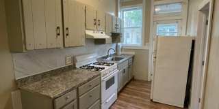 3 Bedroom Single Family Home Located in Harrisburg- Includes Bonus Room/Office! Gallery 12
