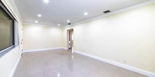 3730 NE 13th Terrace Gallery 17