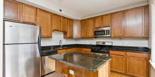 3040 W Diversey Gallery 7