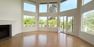 3695 Sqft. Redondo home near Puget Sound! Gallery 16