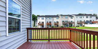 Available Now – 3-Bedroom End-Unit Townhome with 1-Car Garage in Townes at Courtney Creek, Durham Gallery 49