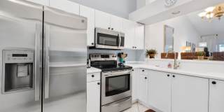 2-bedroom + den condo in Lely Resort! Gallery 5