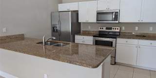 4407 SW 8th Court Gallery 2