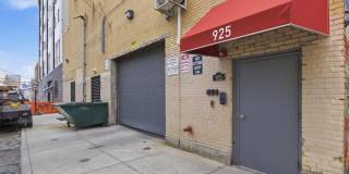 925-29 N BROAD Street Gallery 12