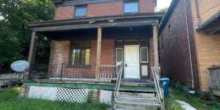 1250 Blackadore Avenue Gallery 1