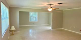 2095 NW Fork Road Gallery 6