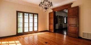 1004 North Beverly Drive Gallery 9