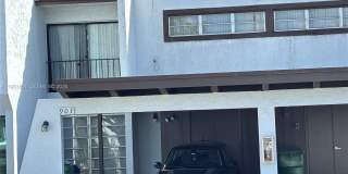 6512 KENDALE LAKES DR Gallery 1